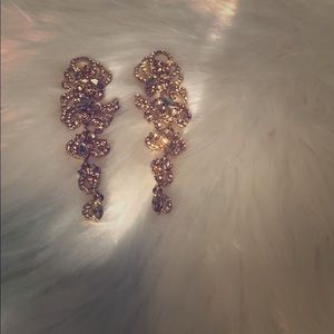 ✨WORN ONCE✨ Gold Crystal Earrings